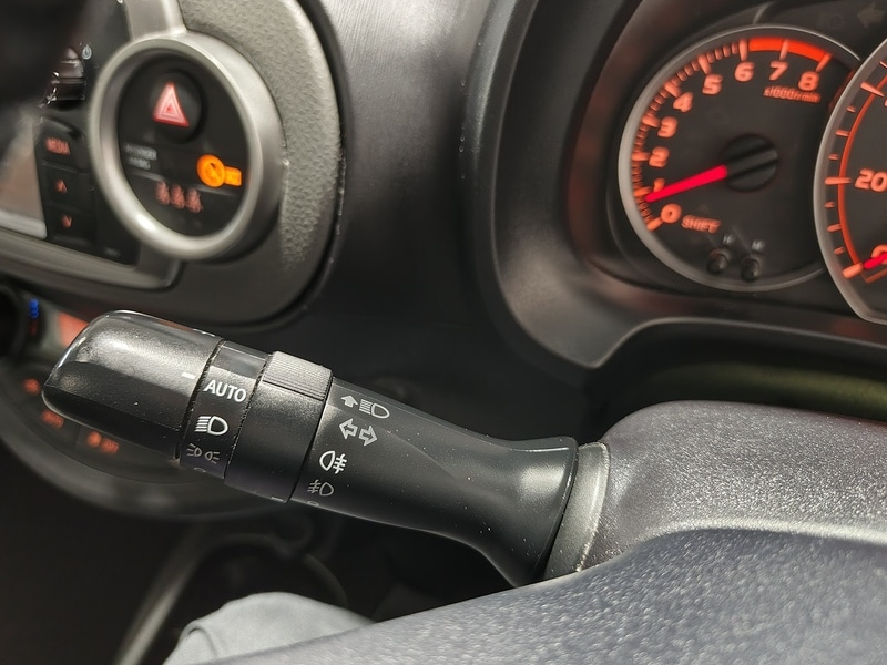 Used Toyota Yaris 2014 for sale - 78083716: Photo 31