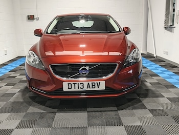 Used Volvo V40 2013 for sale - 79124679: Photo