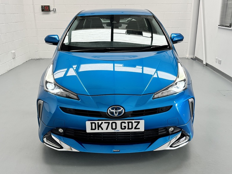 Used Toyota Prius 2025 for sale - 76096632: Photo 2