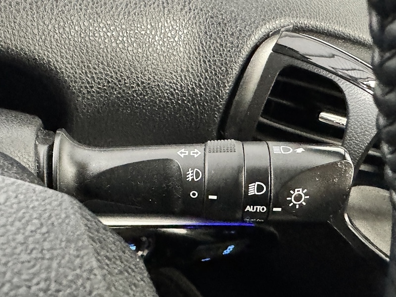 Used Toyota Prius 2025 for sale - 76096632: Photo 24