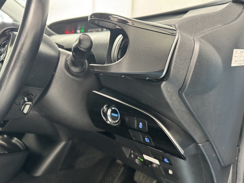 Used Toyota Prius 2025 for sale - 76096632: Photo 42