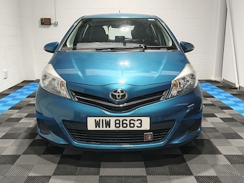 Used Toyota Yaris 2012 for sale - 79433986: Photo