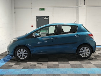 Used Toyota Yaris 2012 for sale - 79433986: Photo