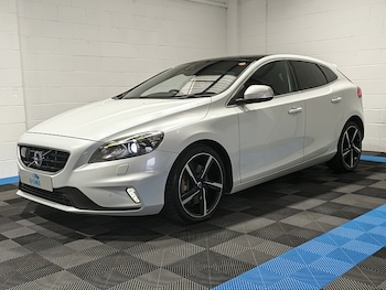 Used Volvo V40 2016 for sale - 78714491: Photo