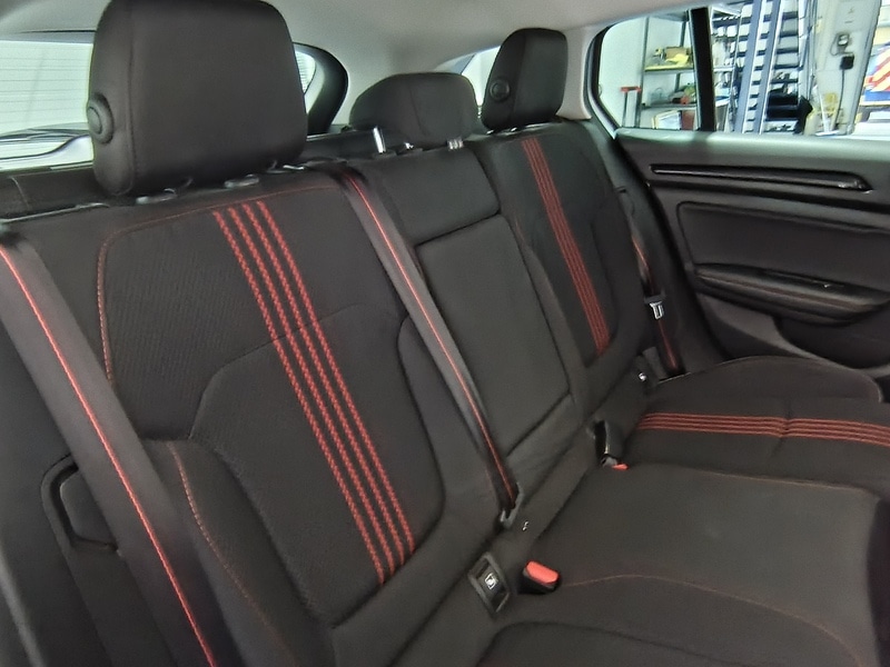 Used Renault Megane 2021 for sale - 76320154: Photo 17