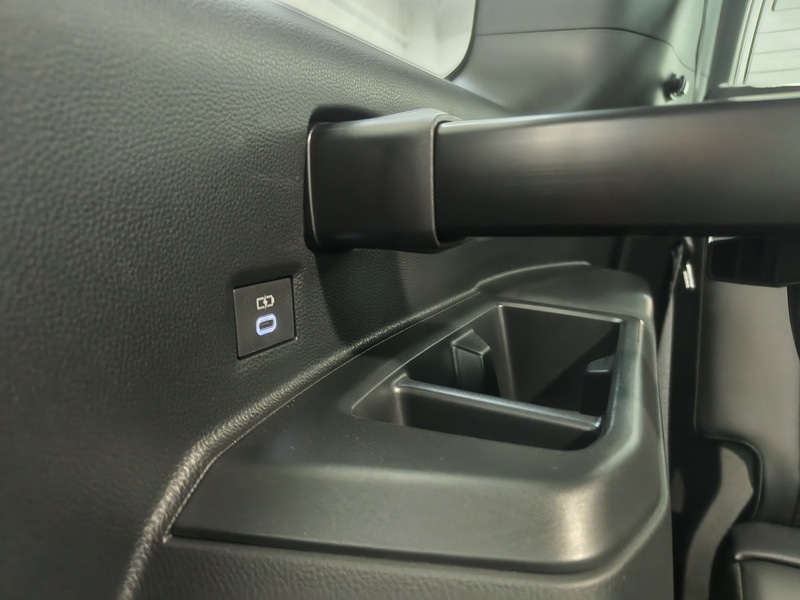 Used Toyota Land Cruiser for sale - 77365343: Photo 26