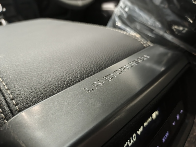 Used Toyota Land Cruiser for sale - 77365343: Photo 37