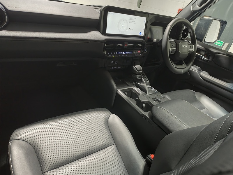 Used Toyota Land Cruiser for sale - 77365343: Photo 38