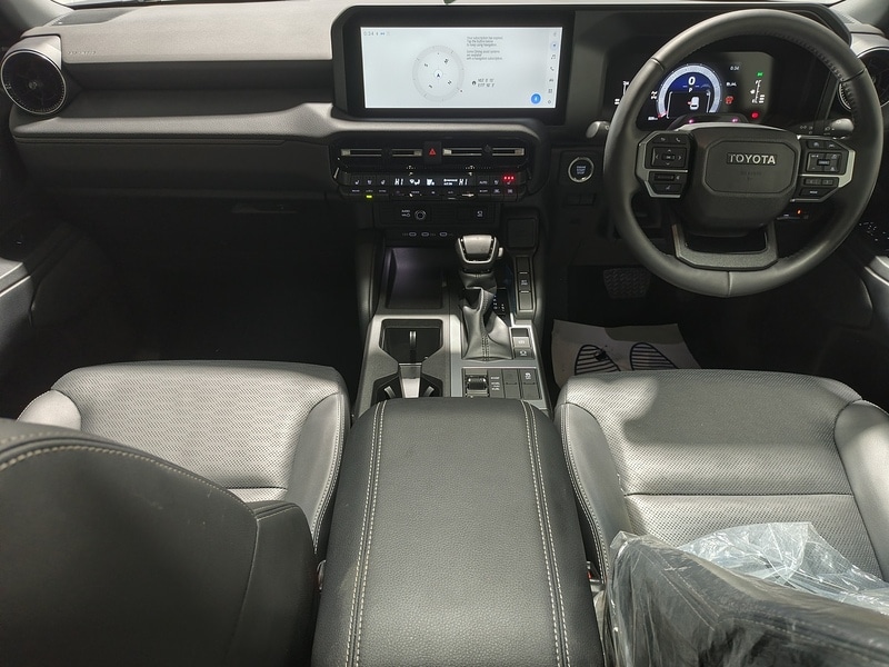 Used Toyota Land Cruiser for sale - 77365343: Photo 40