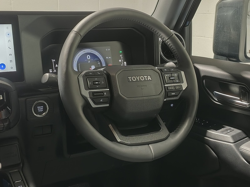 Used Toyota Land Cruiser for sale - 77365343: Photo 41