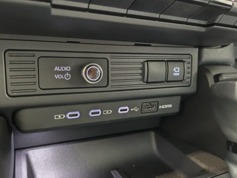 Used Toyota Land Cruiser for sale - 77365343: Photo 45