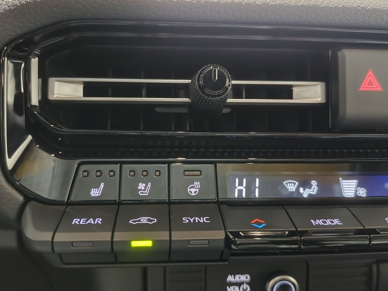 Used Toyota Land Cruiser for sale - 77365343: Photo 48