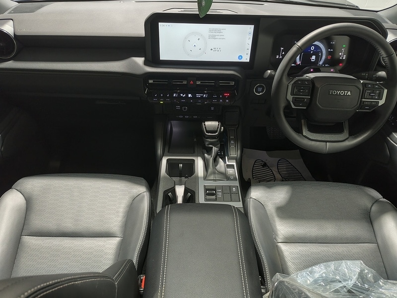 Used Toyota Land Cruiser for sale - 77365343: Photo 50