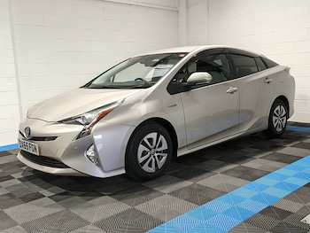 Used Toyota Prius 2016 for sale - 79630116: Photo