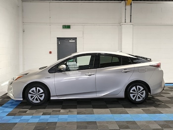 Used Toyota Prius 2016 for sale - 79630116: Photo