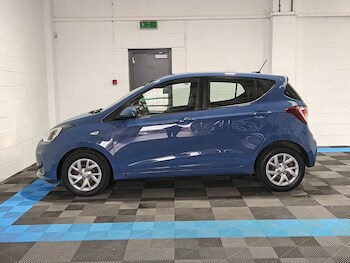 Used Hyundai i10 2018 for sale - 78412814: Photo