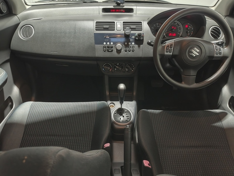 Used Suzuki Swift 2006 for sale - 76439446: Photo 21