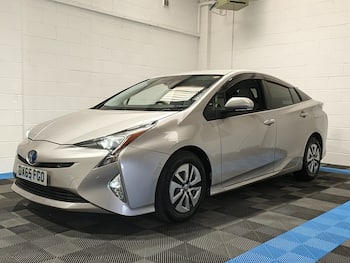 Used Toyota Prius 2016 for sale - 79494524: Photo