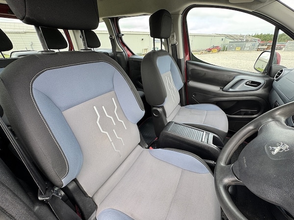 Used Peugeot Partner Tepee 2015 for sale - 75309327: Photo 18
