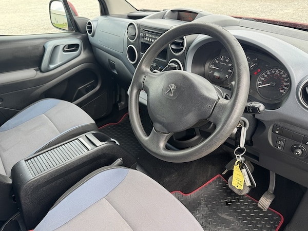 Used Peugeot Partner Tepee 2015 for sale - 75309327: Photo 20
