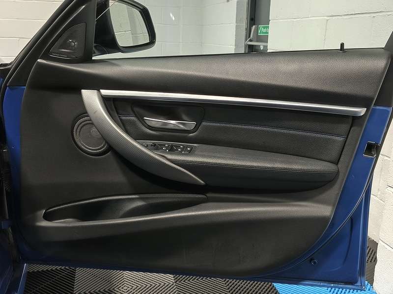 Used BMW 3 Series 2018 for sale - 77391656: Photo 30