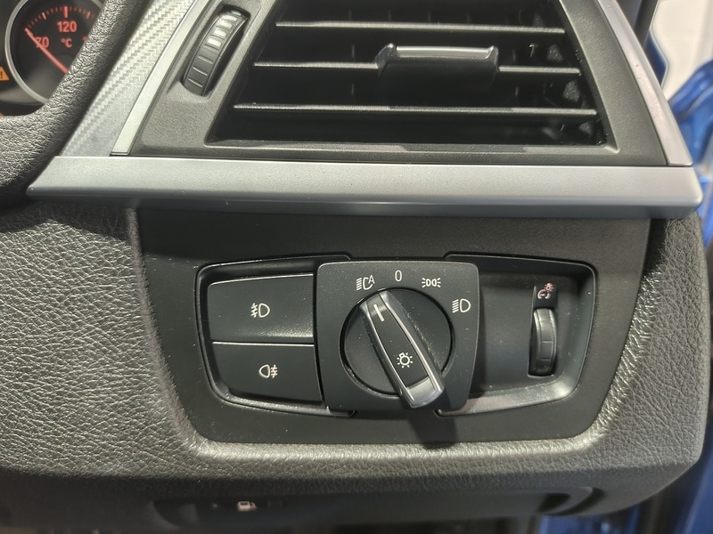 Used BMW 3 Series 2018 for sale - 77391656: Photo 36