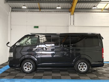 Used Toyota HiAce 2010 for sale - 79606068: Photo