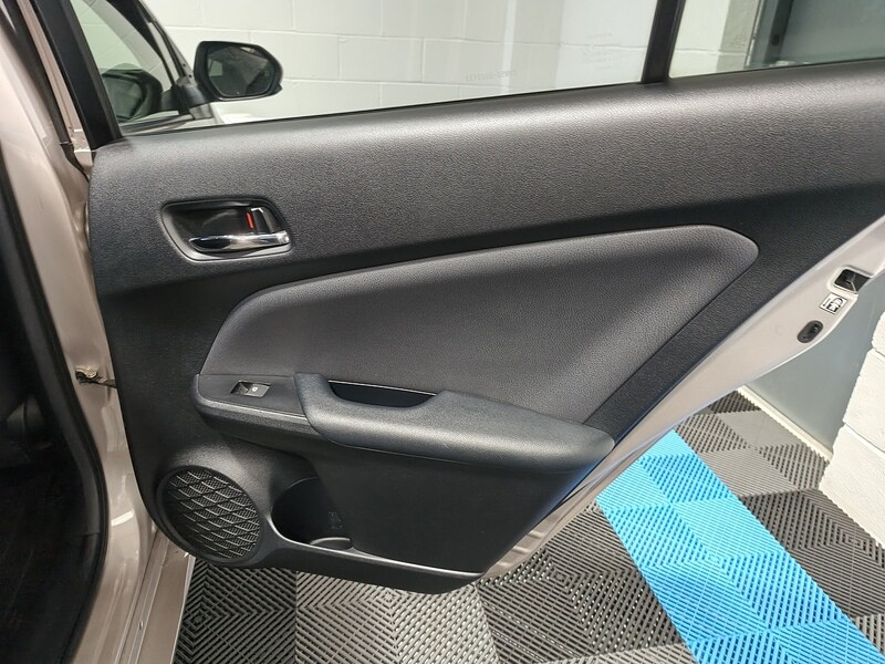Used Toyota Prius for sale - 77947105: Photo 19