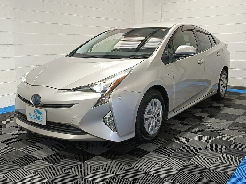 Used Toyota Prius for sale - 77947105: Photo 3