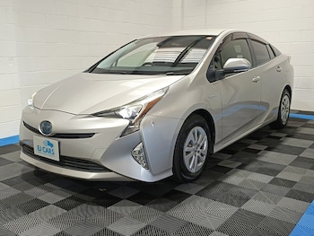 Used Toyota Prius 2016 for sale - 77947105: Photo