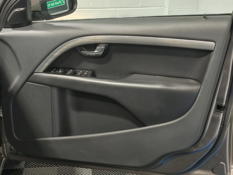 Used Volvo S80 2007 for sale - 76256848: Photo 28