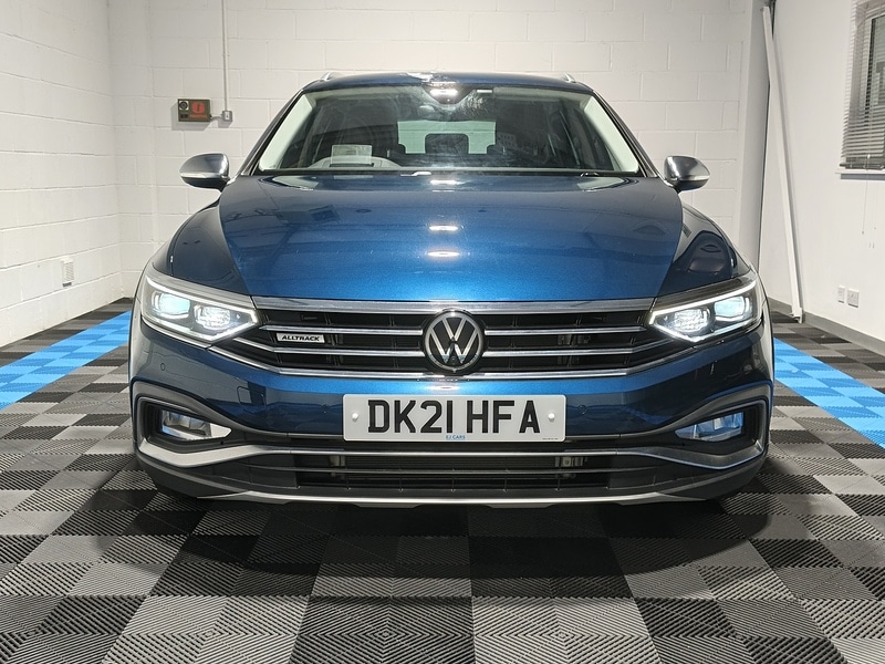 Used Volkswagen Passat 2025 for sale - 77077842: Photo 2