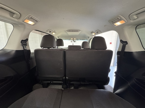 Used Toyota Estima 2023 for sale - 75309362: Photo 31