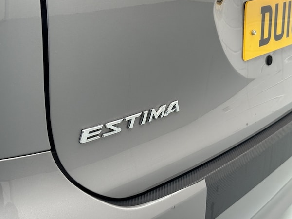 Used Toyota Estima 2023 for sale - 75309362: Photo 38