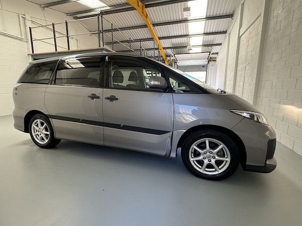 Used Toyota Estima 2023 for sale - 75309362: Photo 9
