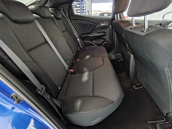 Used Honda Civic 2015 for sale - 76219788: Photo 17