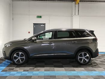 Used Peugeot 5008 2018 for sale - 79595538: Photo