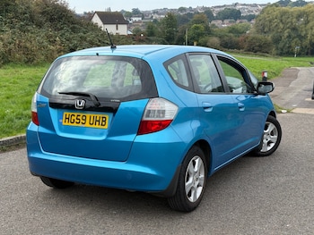 Used Honda Jazz 2010 for sale - 76143174: Photo