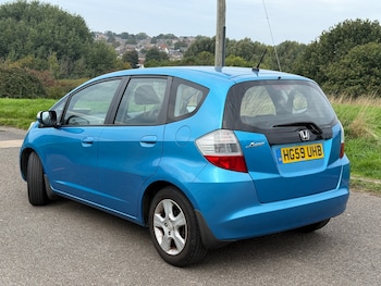 Used Honda Jazz 2010 for sale - 76143174: Photo