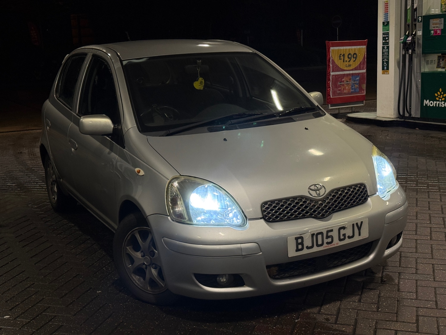 Used Toyota Yaris 2005 for sale - 77003029: Photo 2