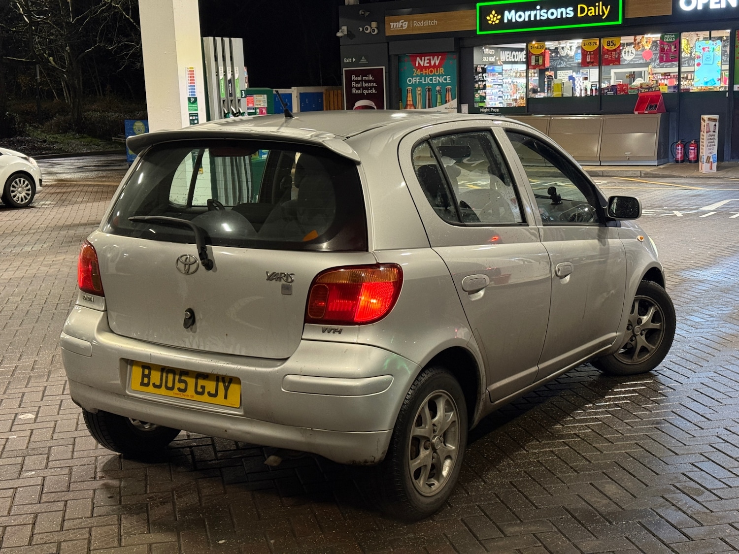 Used Toyota Yaris 2005 for sale - 77003029: Photo 3