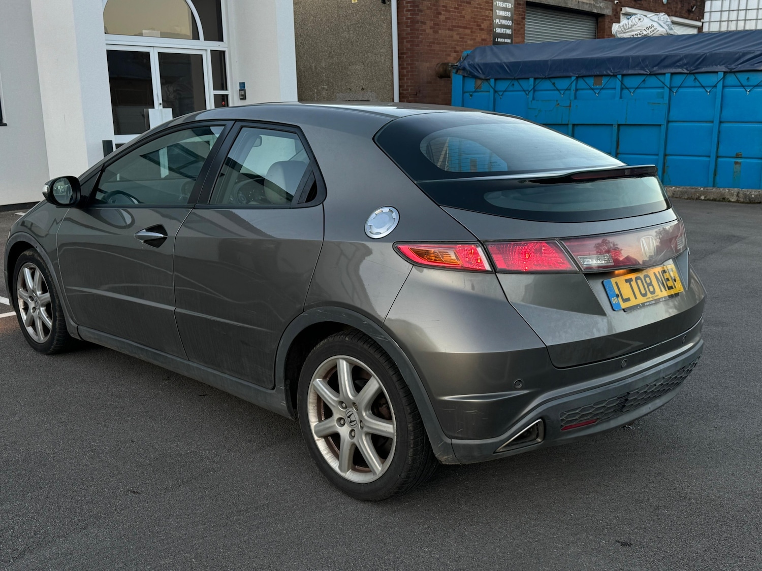 Used Honda Civic 2008 for sale - 76670142: Photo 4