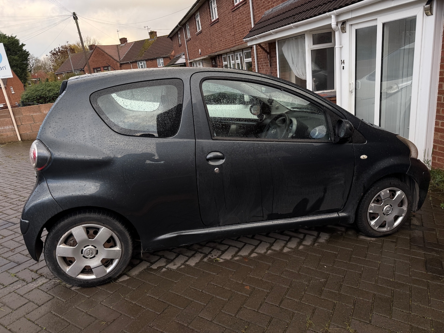 Used Toyota AYGO 2009 for sale - 76534075: Photo 5