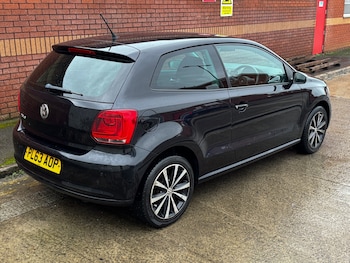 Used Volkswagen Polo 2014 for sale - 77041022: Photo