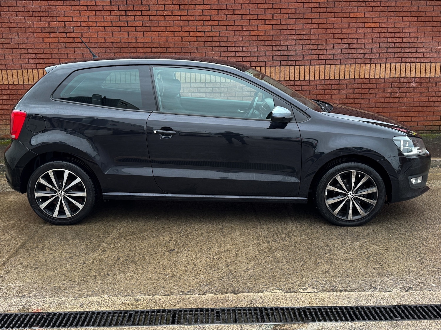 Used Volkswagen Polo 2014 for sale - 77041022: Photo 5