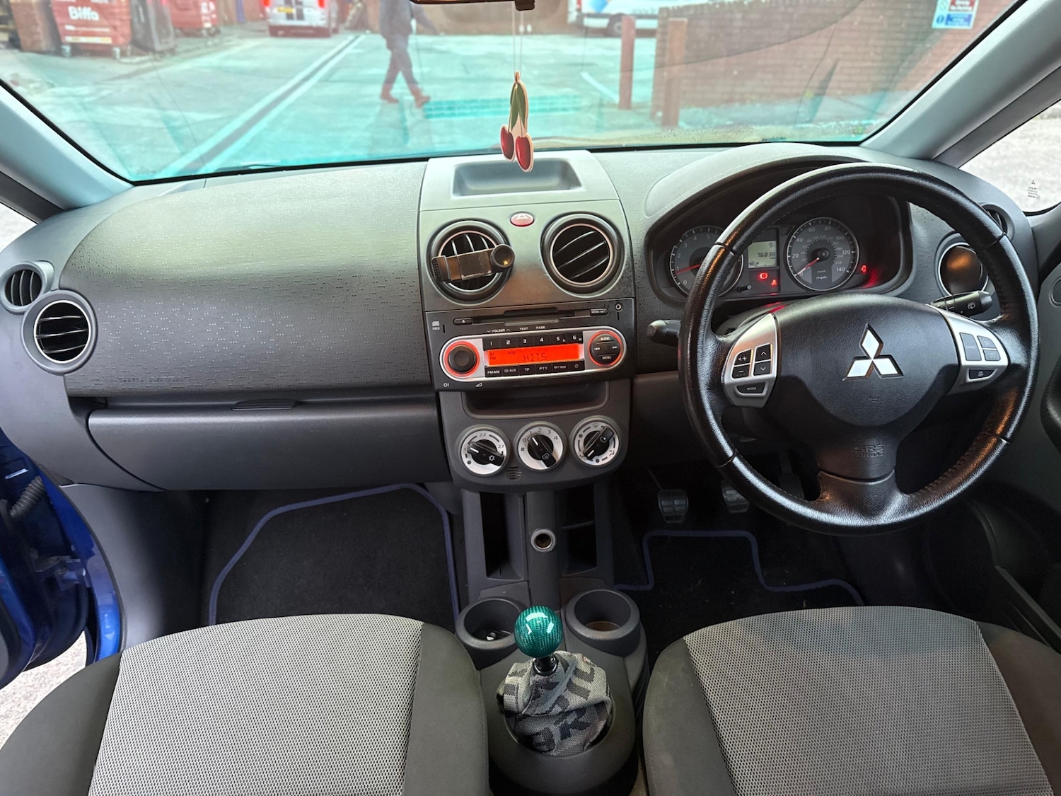 Used Mitsubishi Colt 2012 for sale - 76753389: Photo 8