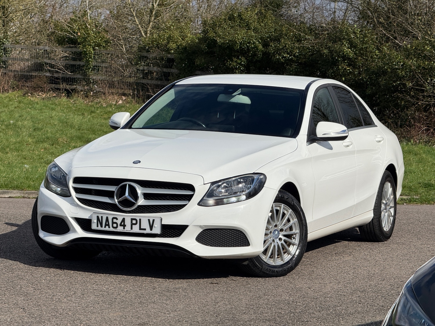 Used Mercedes-Benz C Class 2014 for sale - 77701709: Photo 2