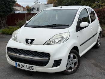 2011 (61) - 1.0 Sportium 5dr