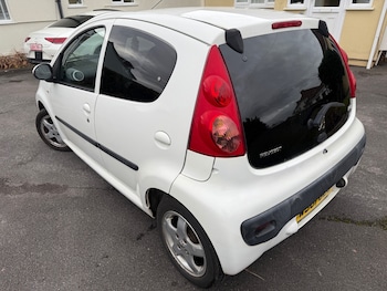 Used Peugeot 107 2011 for sale - 76418113: Photo
