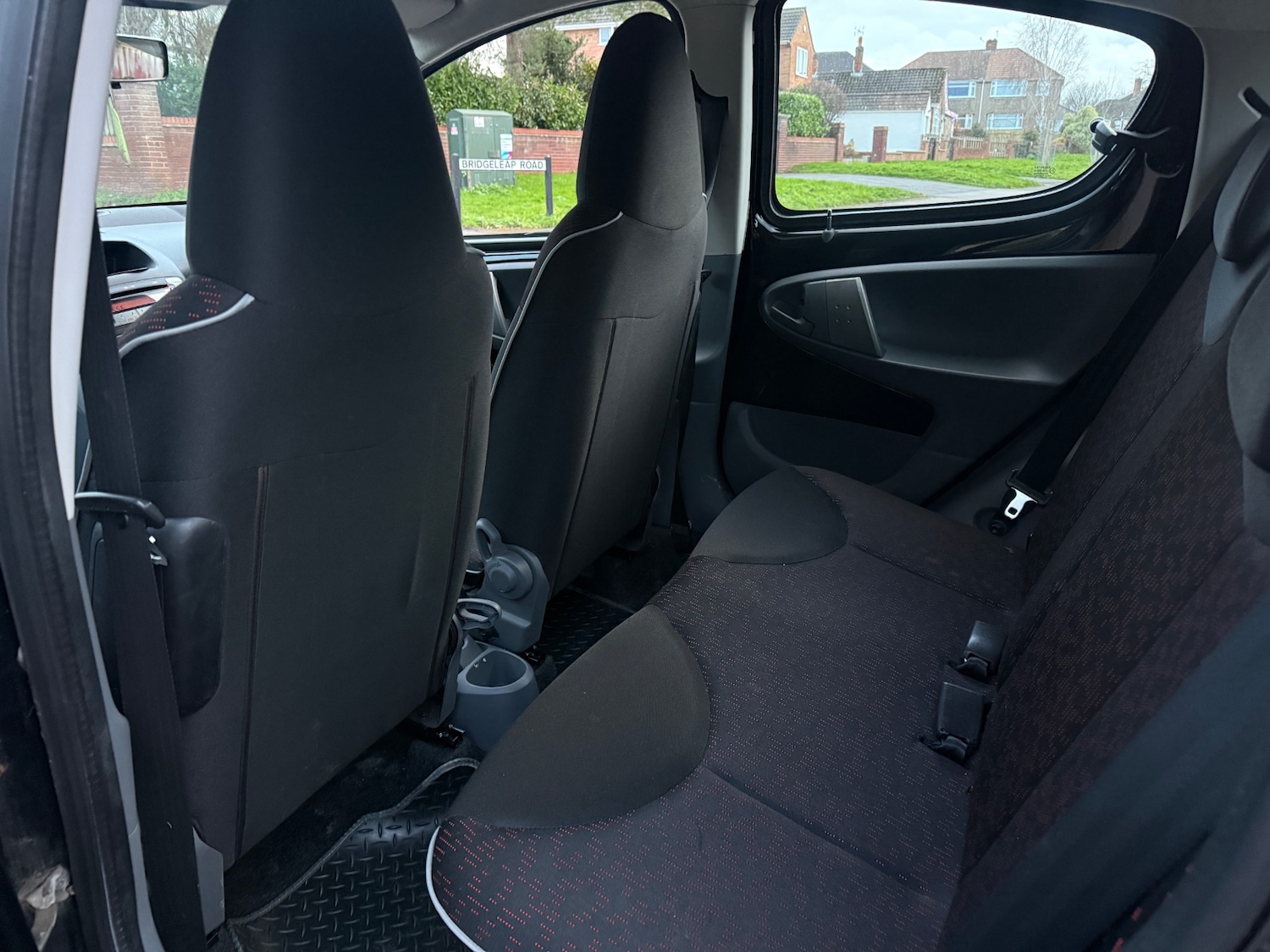 Used Peugeot 107 2010 for sale - 76941729: Photo 8